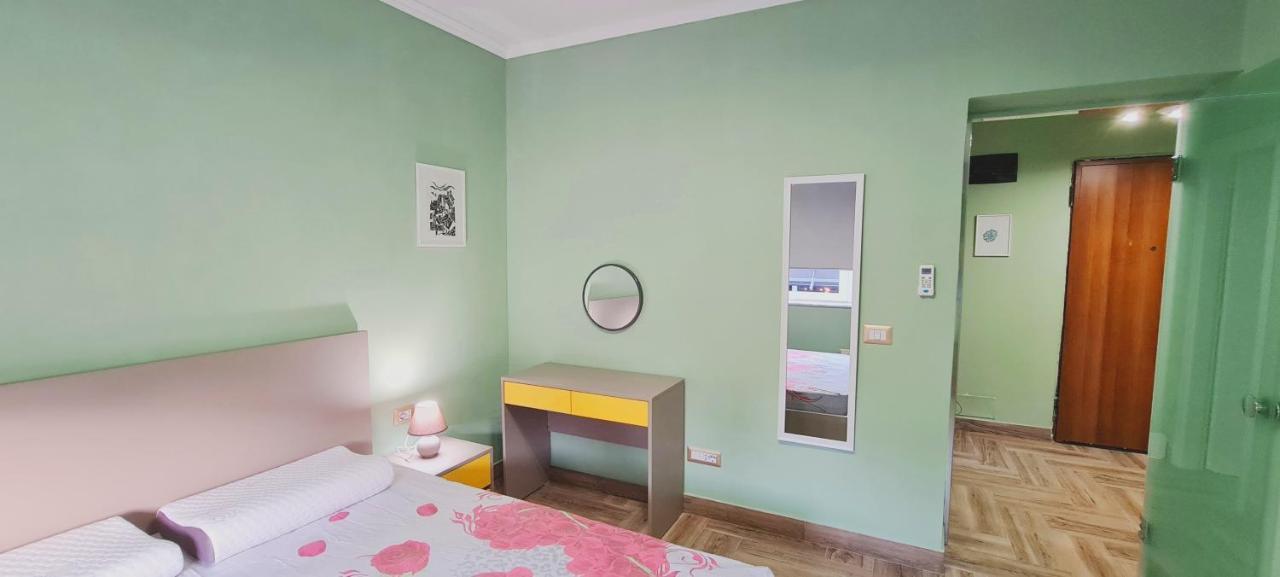 Ferienwohnung 2V1 - Sheshi Willson Tirana Exterior foto